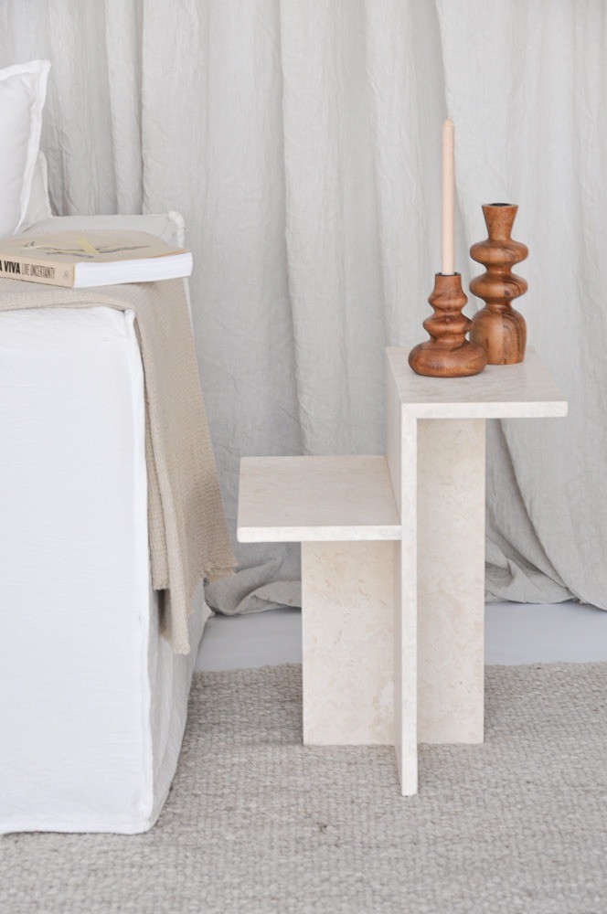 MESA DE MARMOL CARRARA MODELO LIS