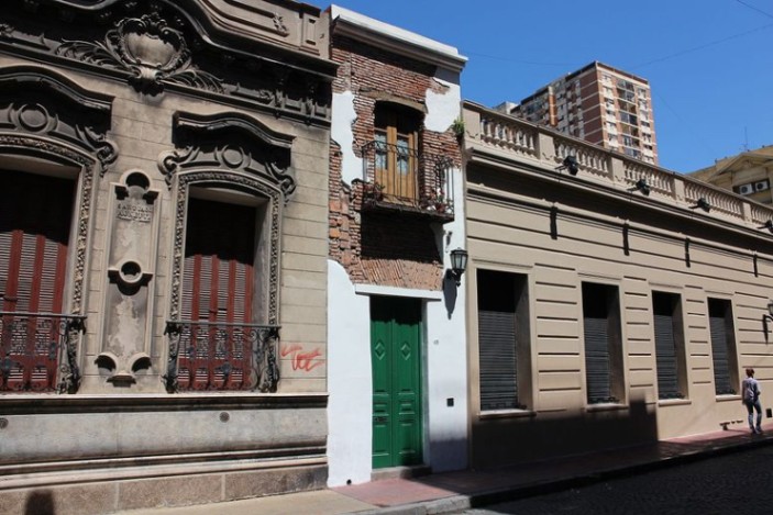 La Casa Mínima: el enigma de dos metros y medio en San Telmo