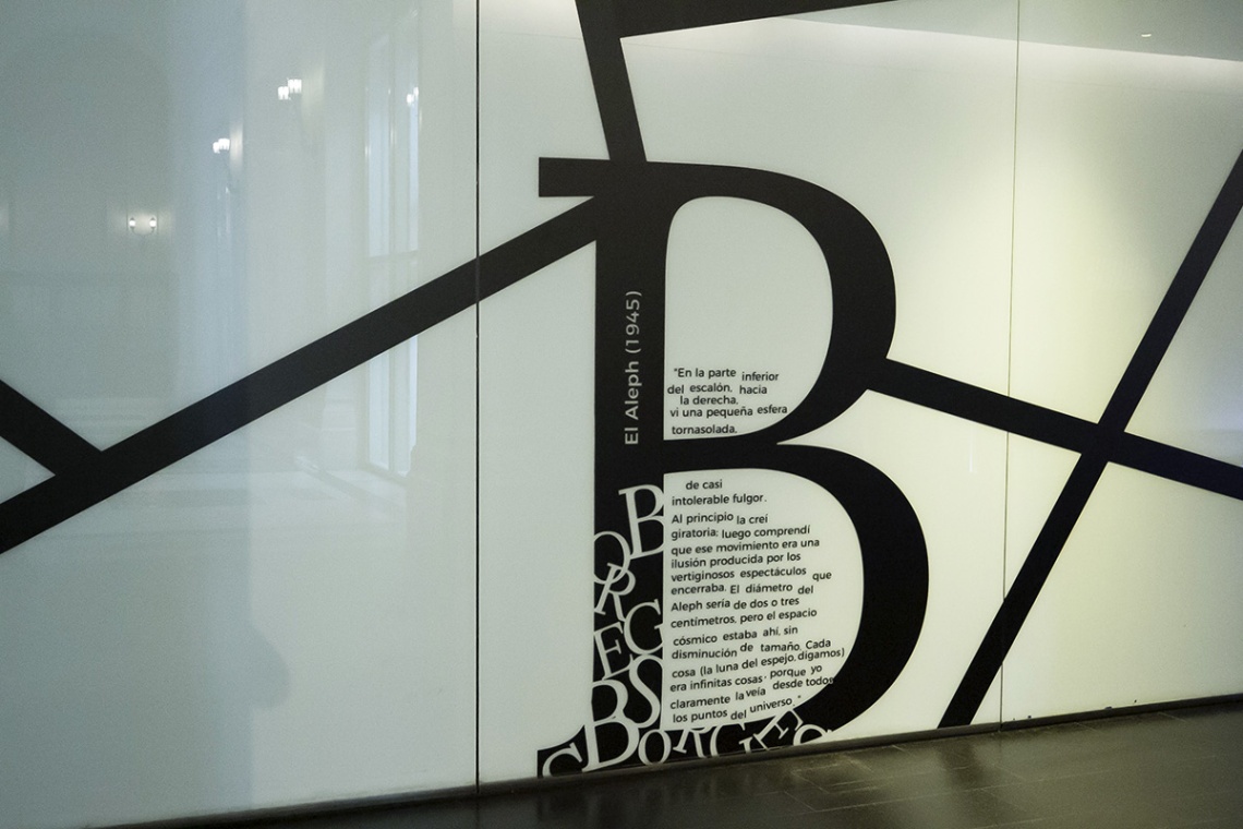 Laberinto: intervenciones visuales inspiradas en Borges