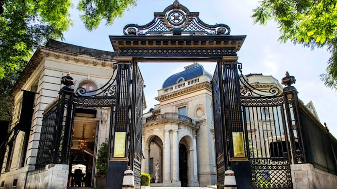 Museo Nacional de Arte Decorativo