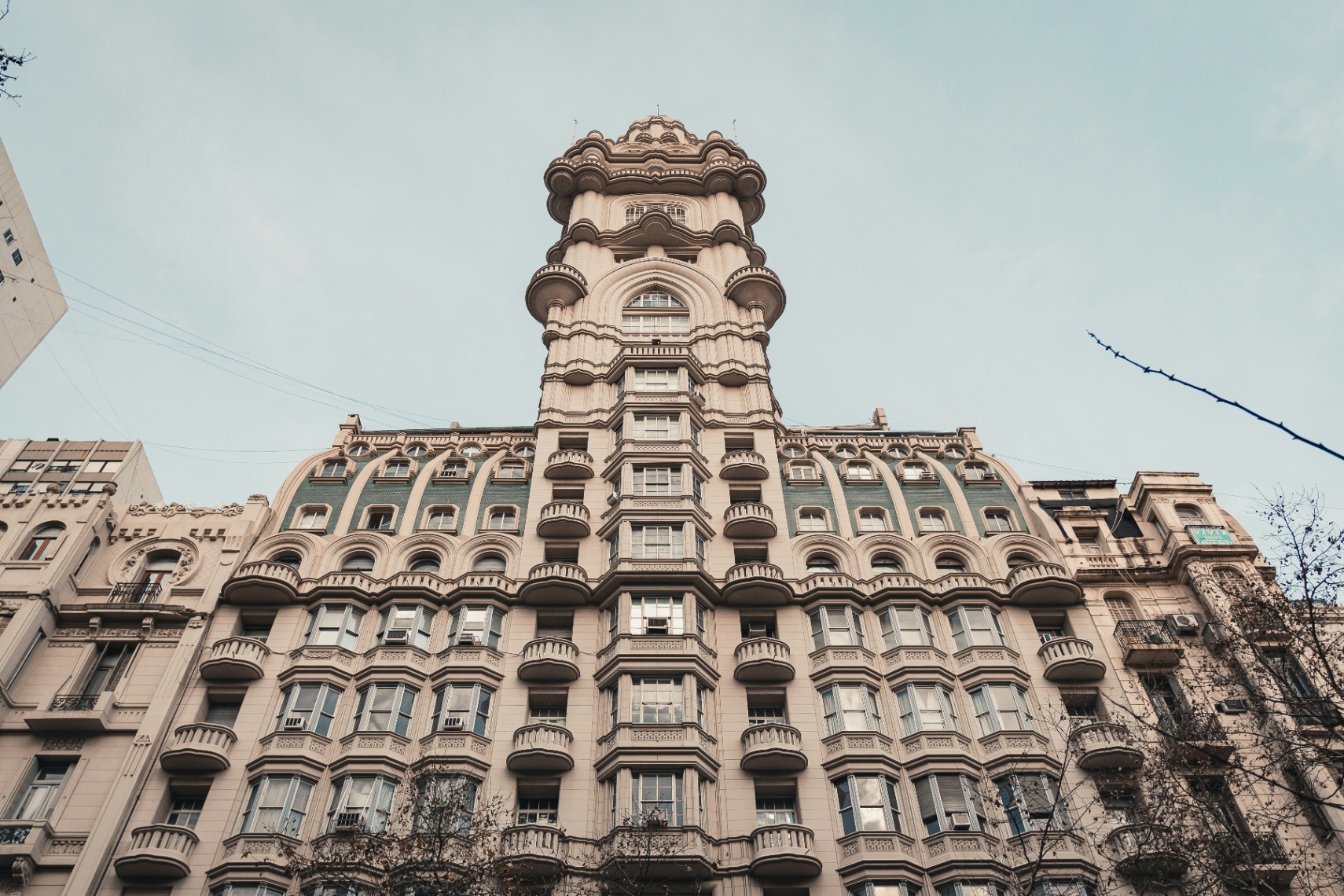 Palacio Barolo: el rascacielos que quiso guardar el cuerpo de Dante